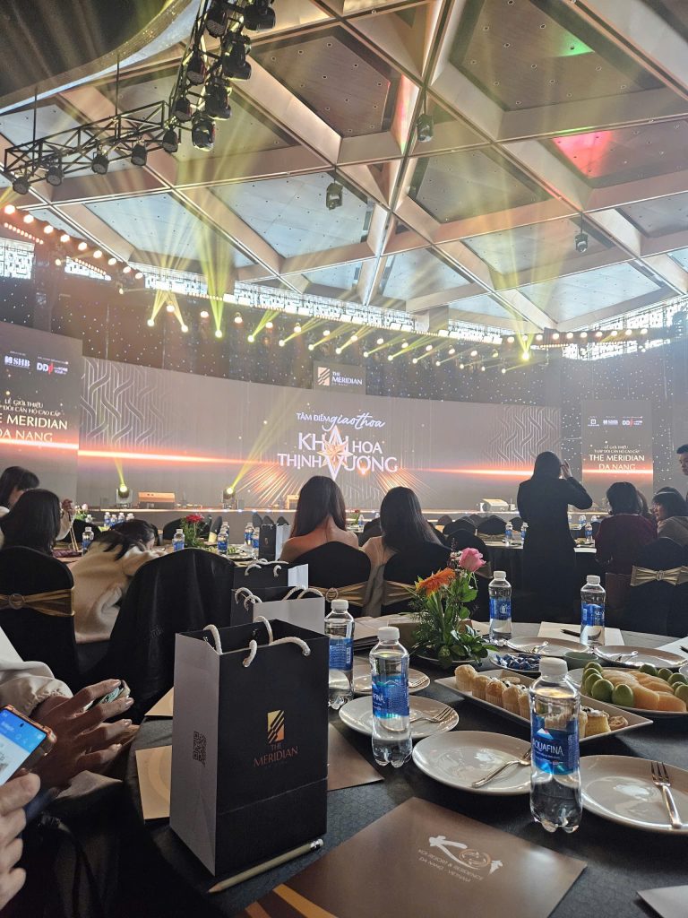 sự kiện ra mắt the meridian